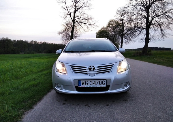 Toyota Avensis cena 27400 przebieg: 305000, rok produkcji 2011 z Garwolin małe 466